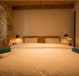 3-Bedroom Townhouse with Balcony in the Heart of Trogir Old Town, Sleeps 6